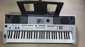 Yamaha PSR-I455 Digital Keyboard