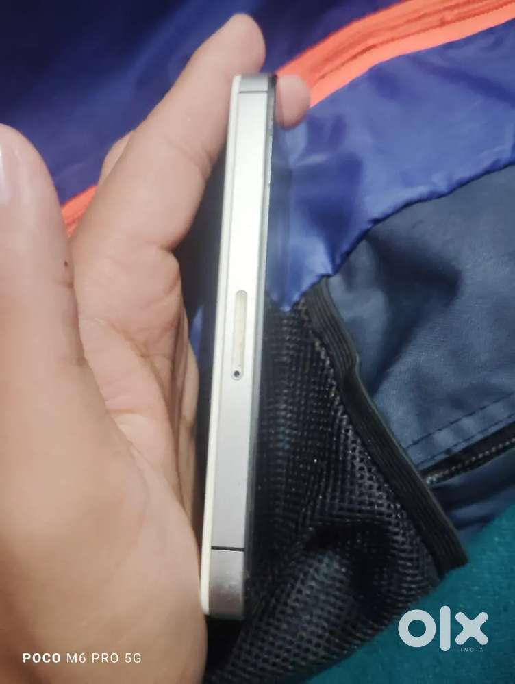 IPhone 4s for urgent sell