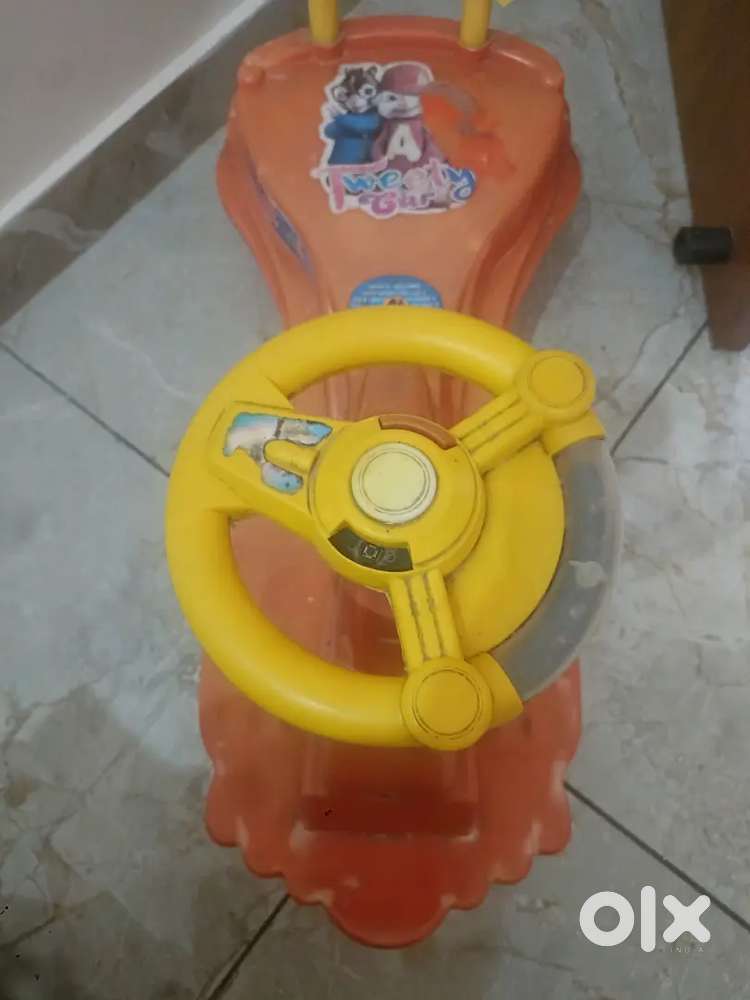 Kids swing car or Tweety car koi kami nahi