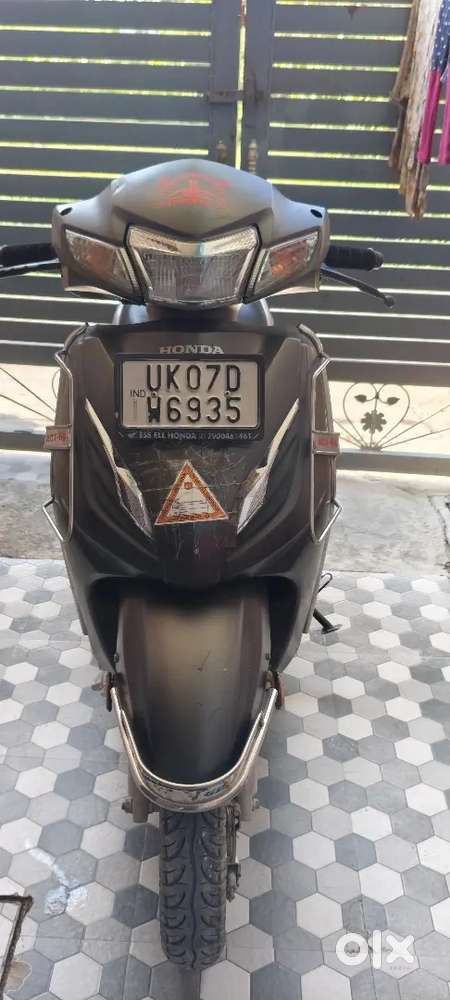 I want to sell my activa urgent