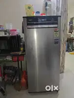 Whirlpool Single Door Refrigerator at 10000