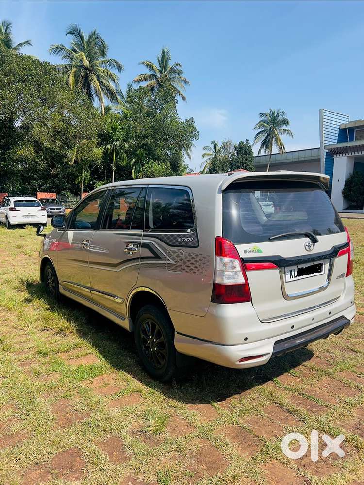 Toyota Innova 2015 Diesel Well Maintained