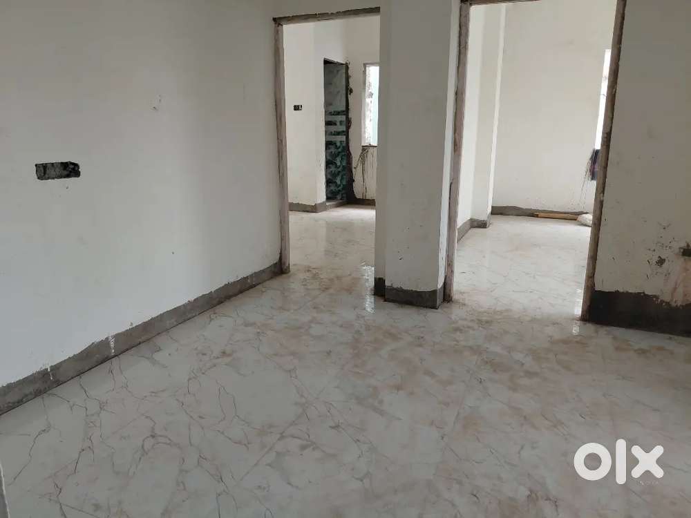Top floor 2BHK FLAT FOR SALE MUKUNDAPUR GREEN PARK