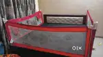 Bed child safety side rail