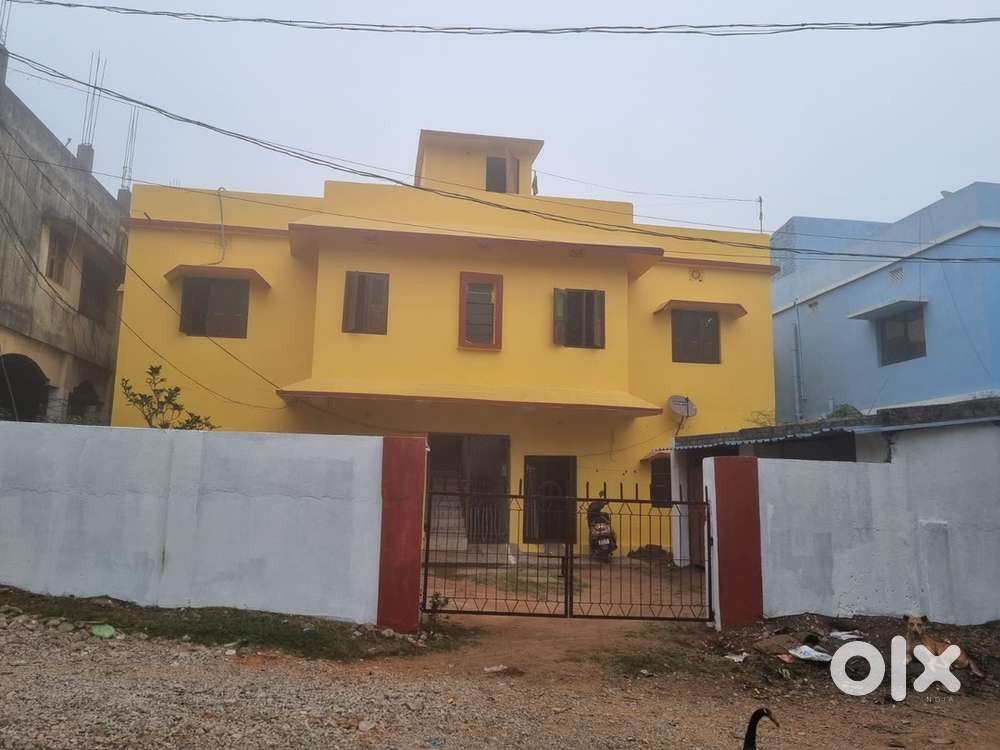 1 BHK for rent for bachelors only near railway station(2km away)