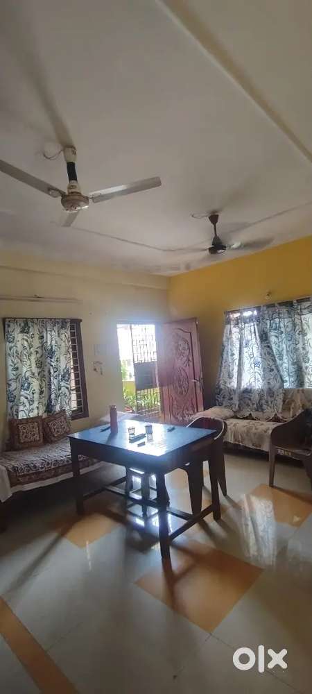 2 Bhk Flat curency nagar main road
