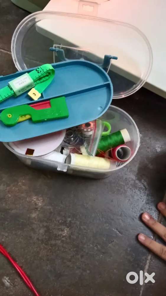 Mini swewing machine for house hold