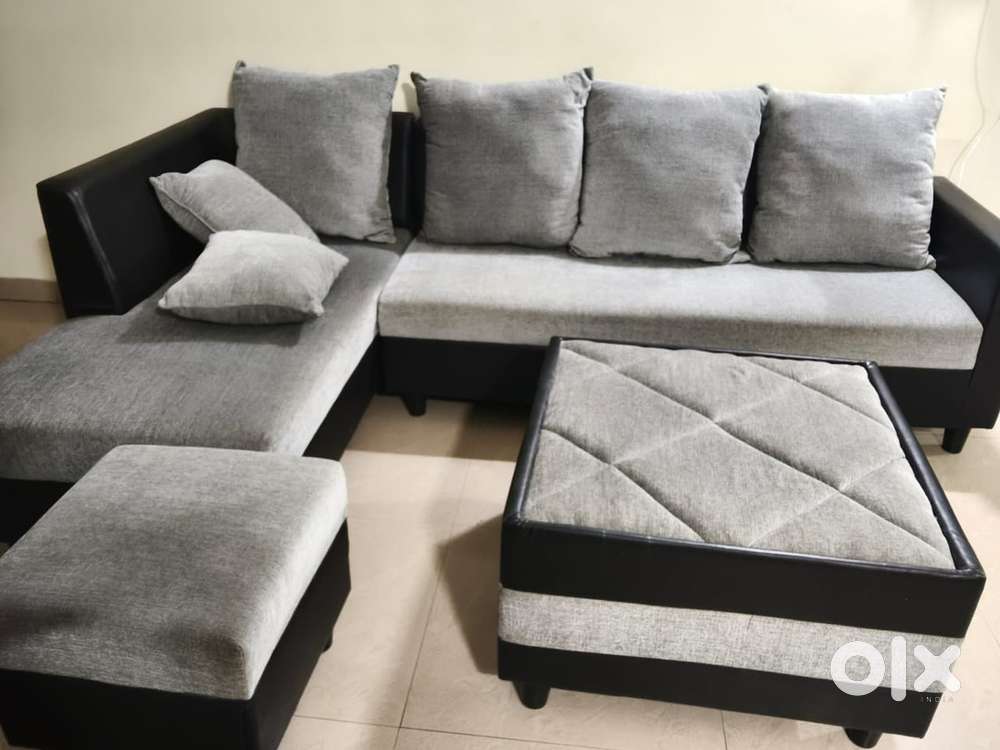 6 Seater Sofa Set with Stool and Center Table – Great Condition
