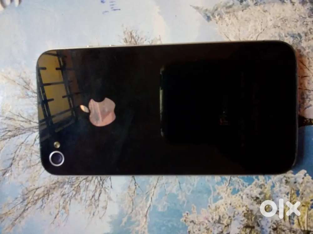 iPhone 4s Black NOT WORKING