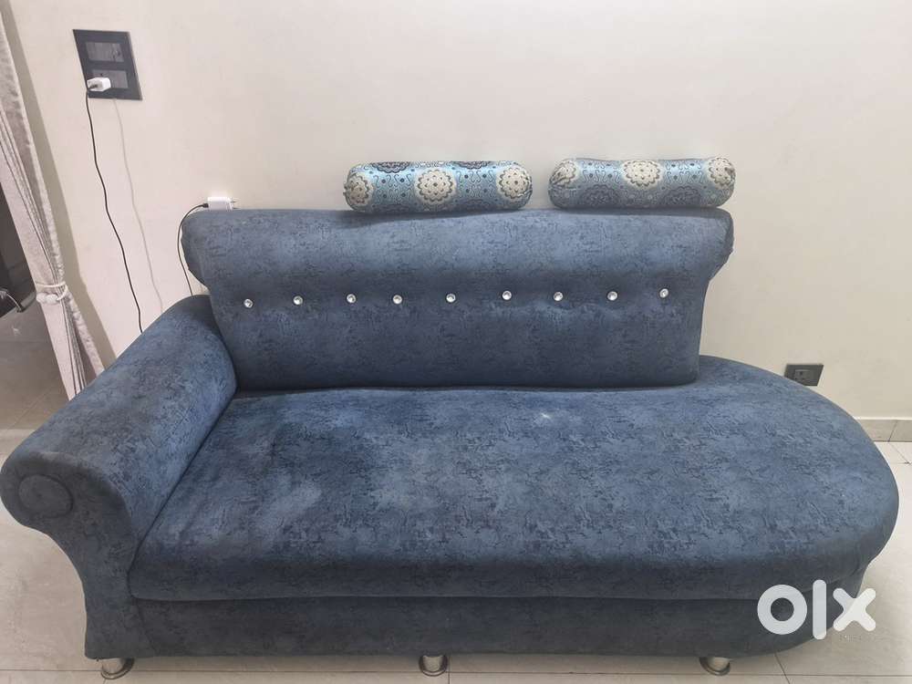 7 seater sofa with mint condition
