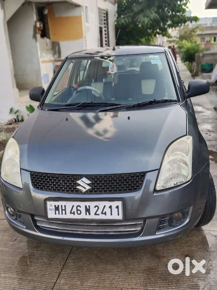 Maruti Suzuki Swift 2011 Petrol 70000 Km Driven