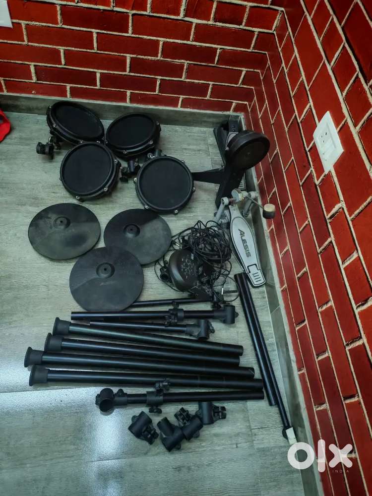 Alesis Nitro Mesh Electric Drum Kit