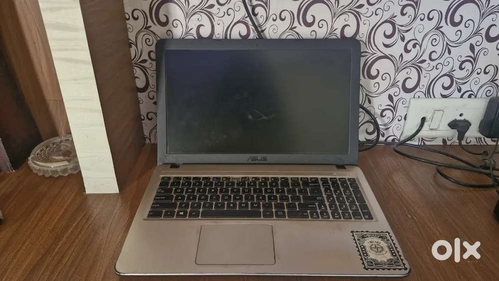 ASUS VivoBook X540N with 4GB RAM