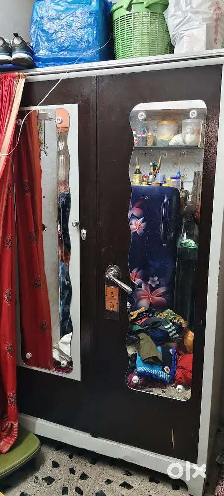 GODREJ 2 DOOR WARDROBE