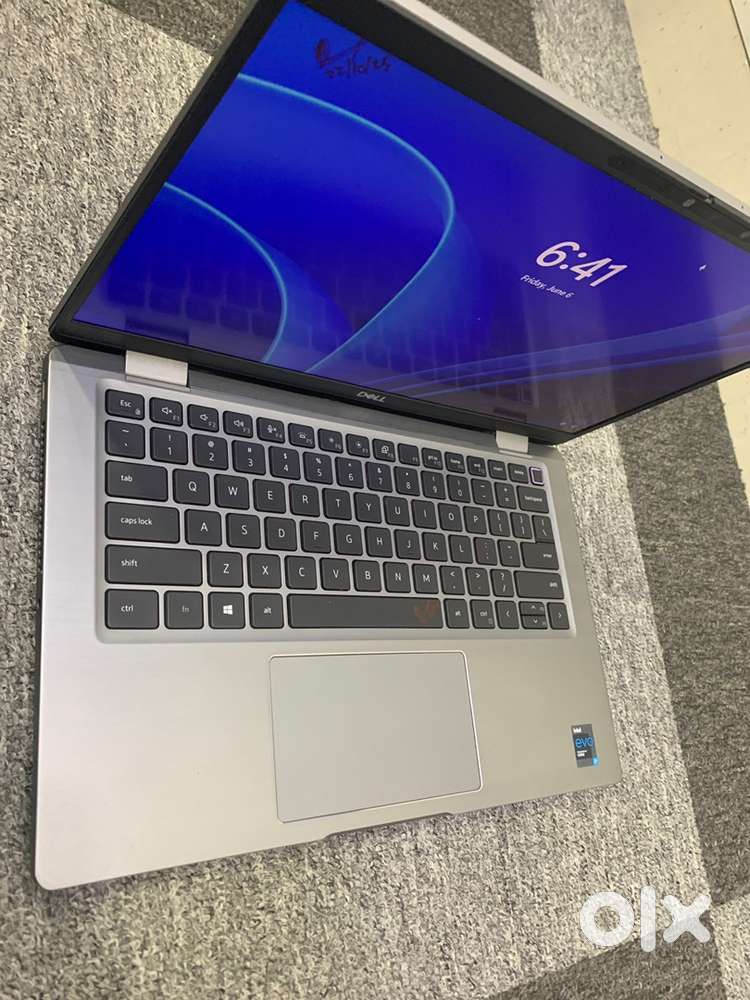 Dell latitude 7420/14inch laptop/Core i7/11th gen/16GB RAM/512GB SSD