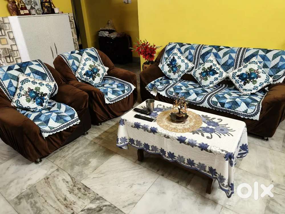 Leather finish sofa 3+1+1