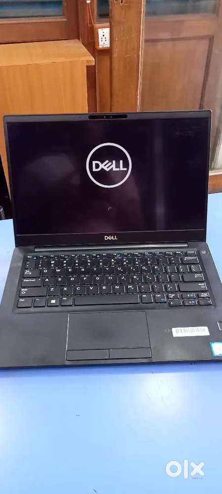 Dell Latitude 7390 core i5-8th Gen laptop with touch screen 8Gb RAM,25
