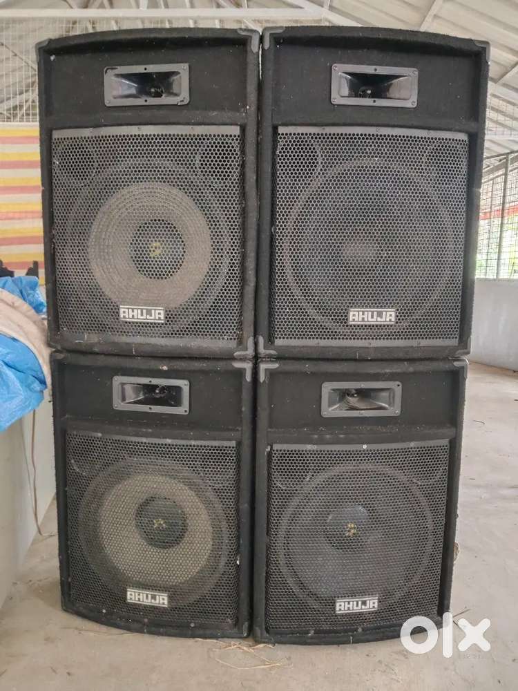 Ahuja box and studiomaster 1.5 amplifier