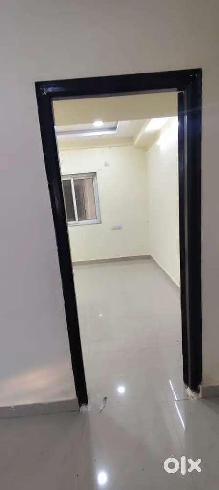 Lavish 3 BHK for rent two bathrooms car parking 24 hours water