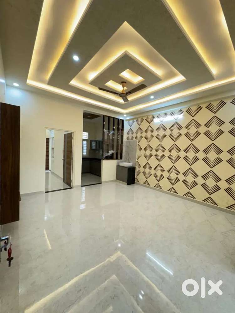 Flat without any restriction for family and working professionals