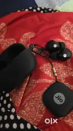 Sony WF-1000XM5-Best Noise Cancelling Earbuds
