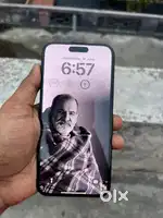 Iphone 15 pro max 1.5 years old scretch less no party change