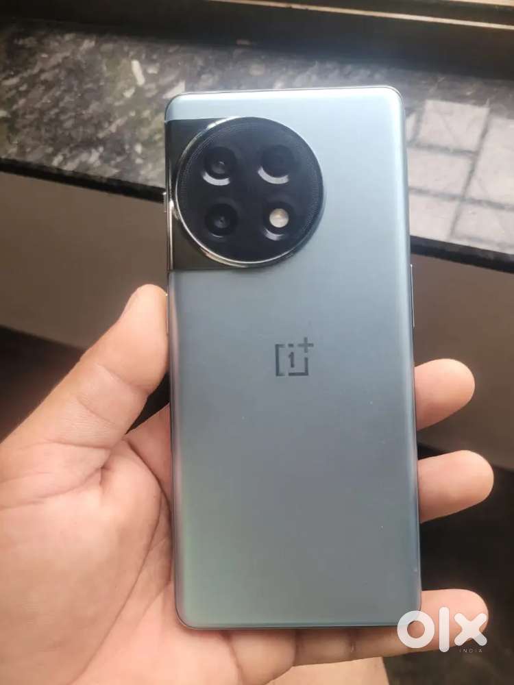 One plus 11r 8 128 gb