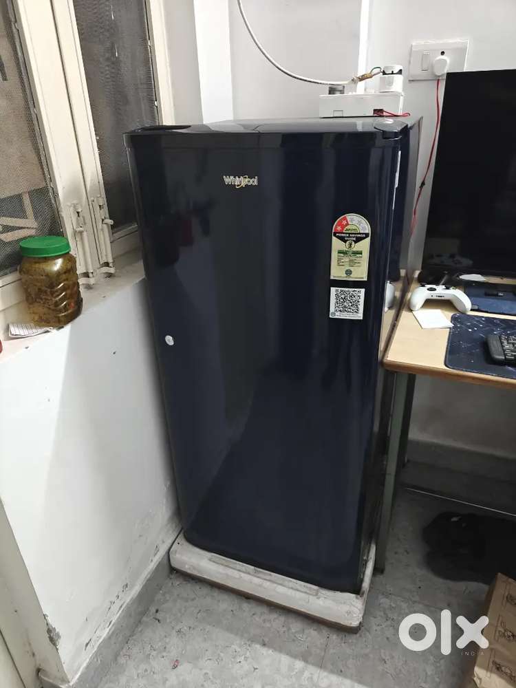 NEW CONDITION FRIDGE 184 LITER