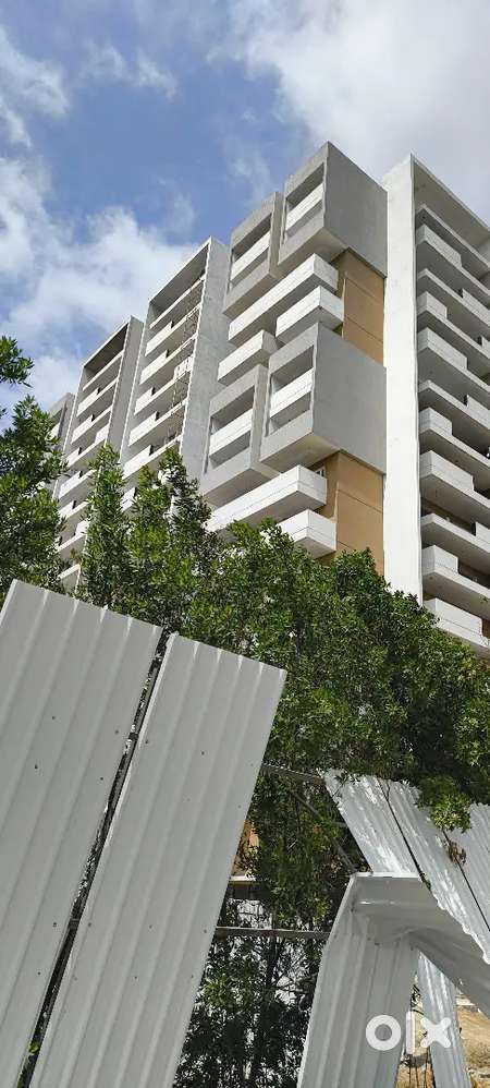 Newly Constructed - 3 BHK Luxury Gated Community flat for Sale