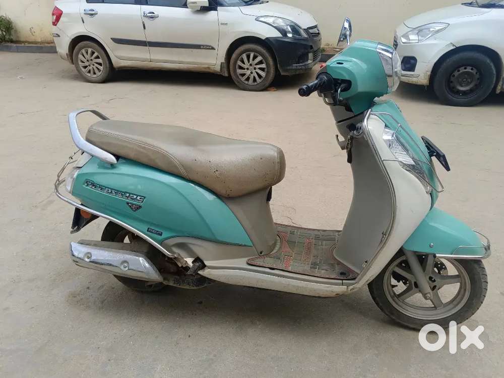 Good condition show track