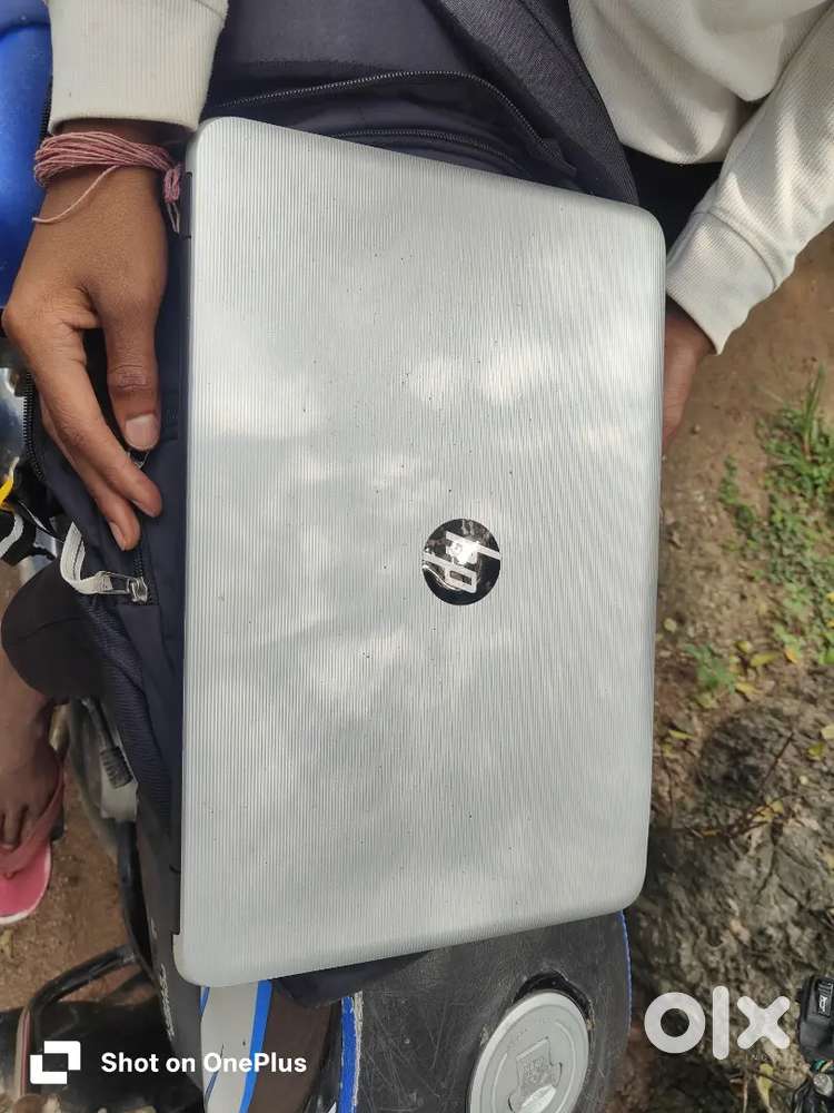 Selling in laptop