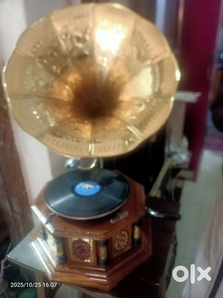 Antique gramaphone