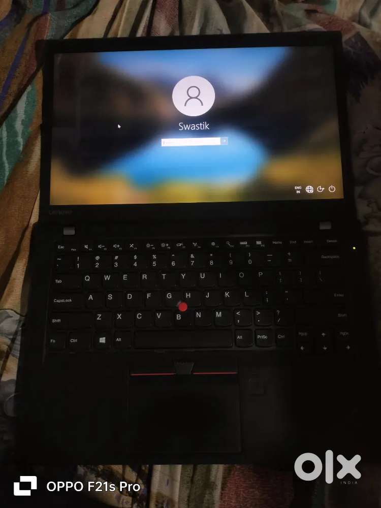 Lenovo thigped ts720 rem 8gb storej 500gb sim. yas plus fingar start