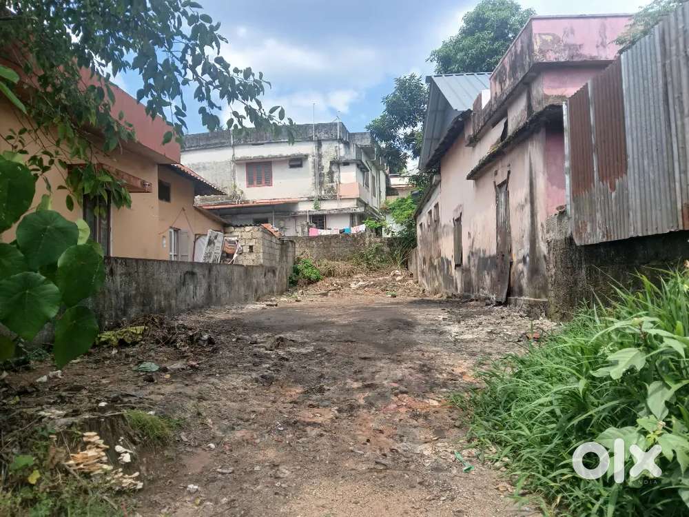 3 cent plot near KSEB Pathanamthitta