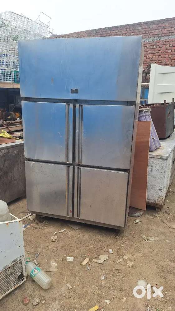 Restaurant/ Kitchen 4 door fridge