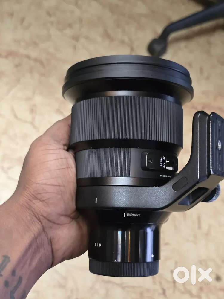Sony sigma 105mm DG HSM A grude condition for sale with box all kits