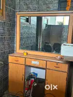 Parlor dressing table ,chair, cooler and Tv(39) inches