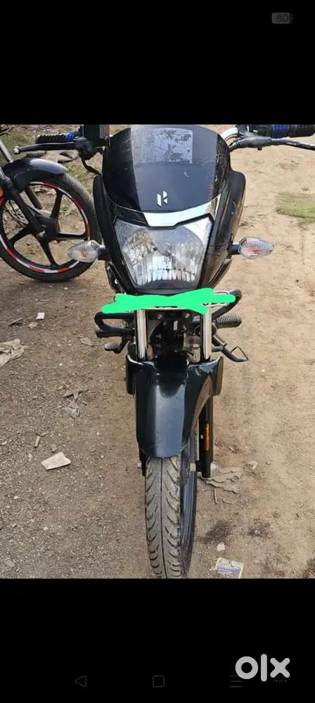 सुपर स्प्लेंडर 2023