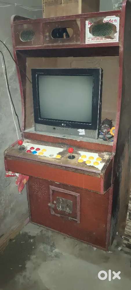 Teken Teg box with tv with out PS2 Box All ok working