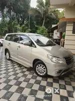 Toyota Innova 2014 V
