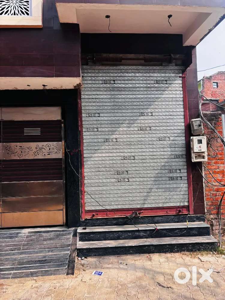 Shop Available for Rent