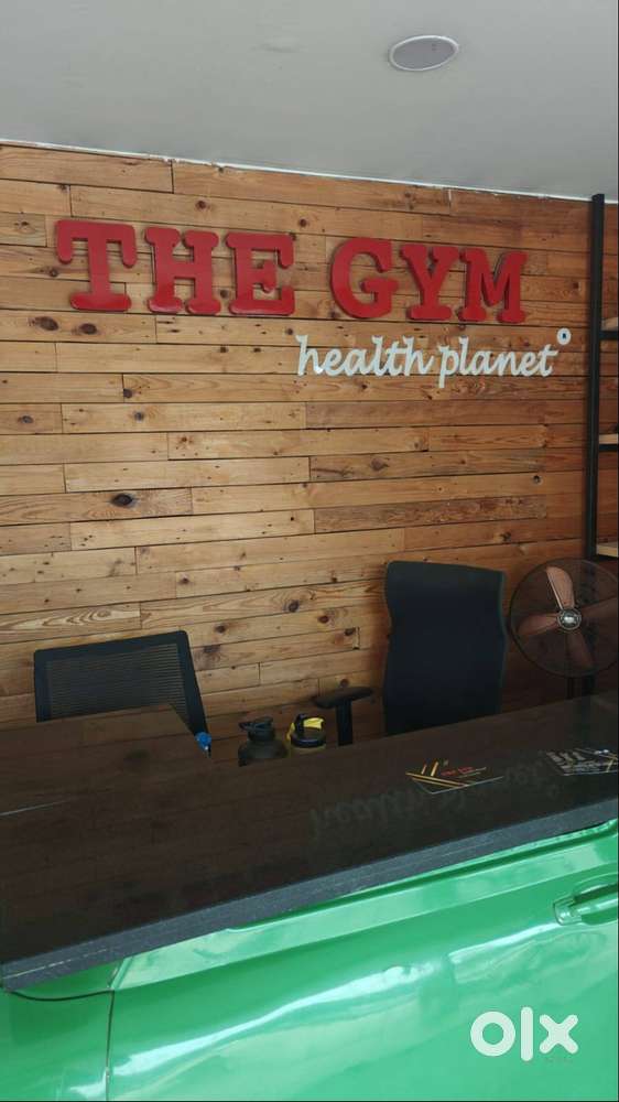 GYM Front Desk & Sales