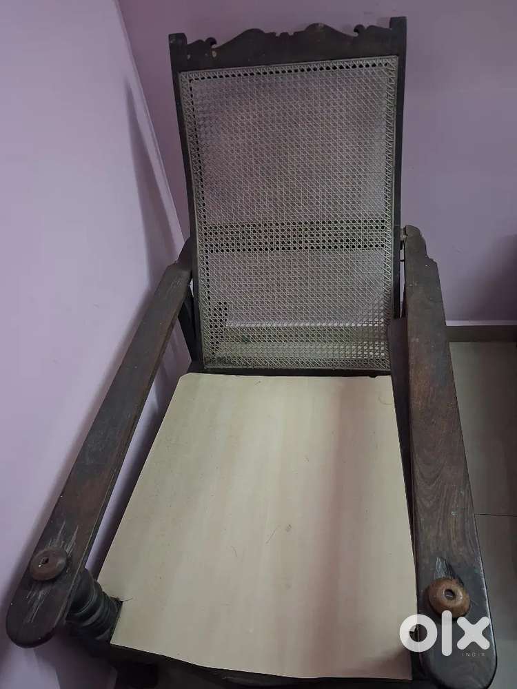 Easy chair teak wood