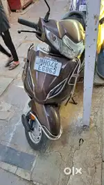 Selling bike activa 5g
