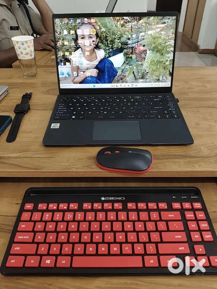Laptop MSI  with blue tooth key board and mouse
