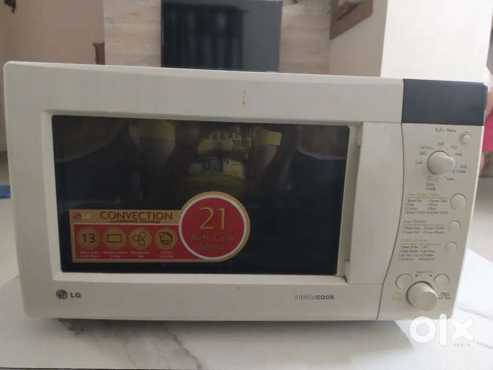 Convection Microwave oven