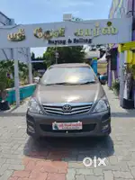Toyota Innova 2009-2011 2.5 GX 8 STR BSIV, 2011, Diesel