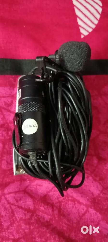 Boya Mic Voice Recorder with long wire