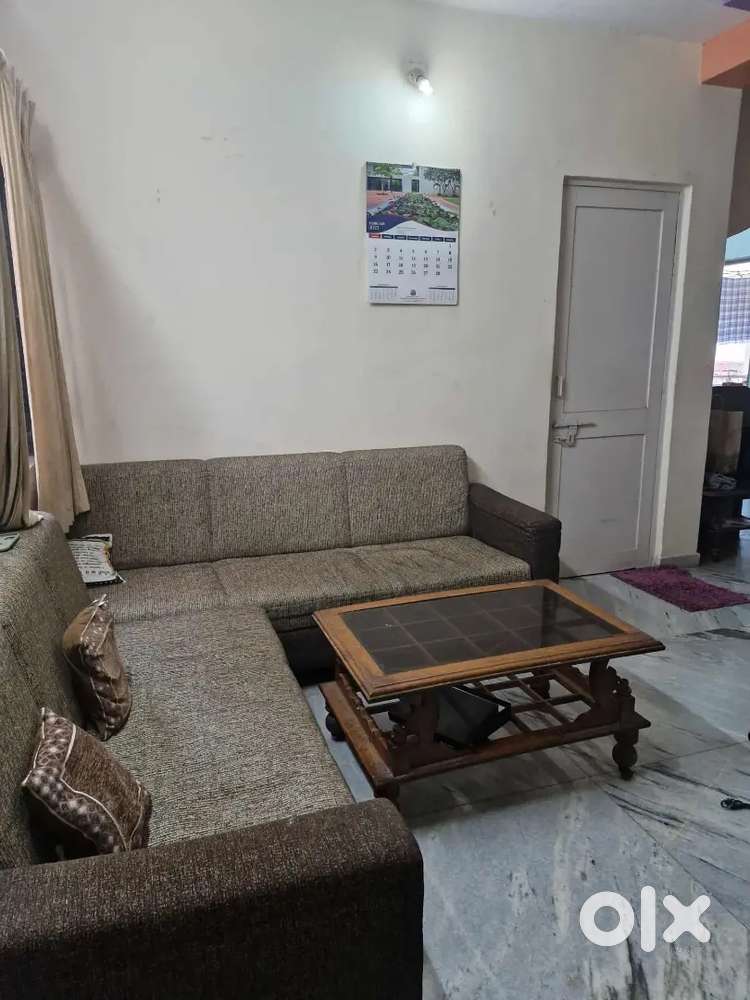 Female flatmate required - vastrapur 2bhk