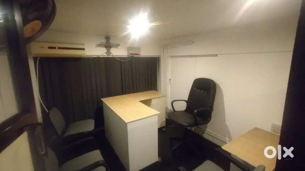 300sqft Furnished Office Space For Rent at Kadavanthara